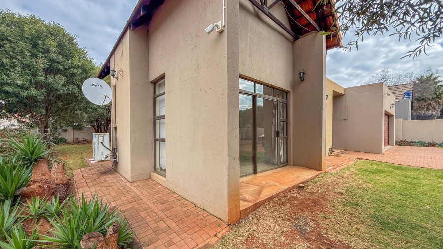 To Let 2 Bedroom Property for Rent in Leloko Lifestyle Estate North West